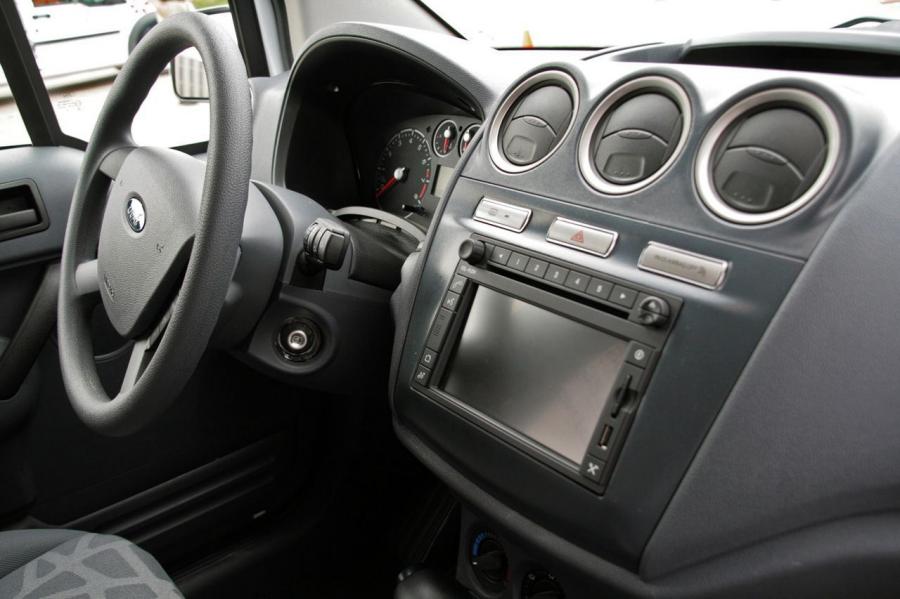  Ford Transit Connect 2010 года  (фото 67 из 109)